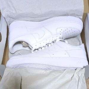 Nike Air Force 1 '07 White Men's Size 11 NWT